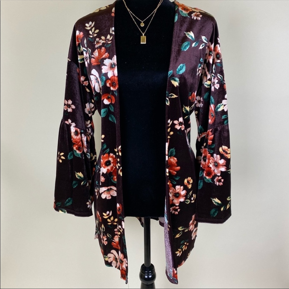 🥀Crushed Velvet Floral Open Cardigan